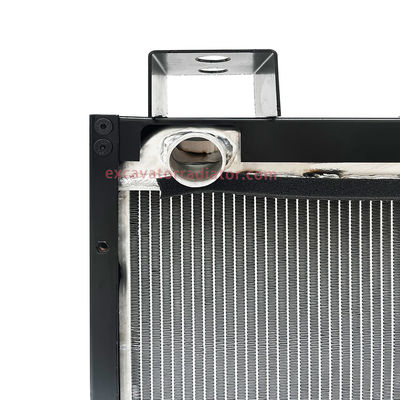 1301-00368 Yutong Bus Radiator Vật liệu nhôm Màu bạc