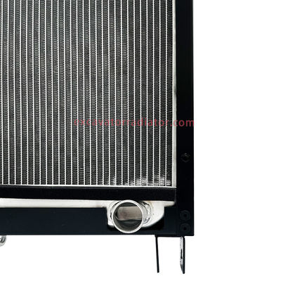 1301-00368 Yutong Bus Radiator Vật liệu nhôm Màu bạc