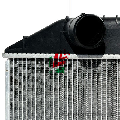 Phụ kiện tủ lạnh xe tải cho Hino R415 Hệ thống làm mát nhôm xe tải bể nước