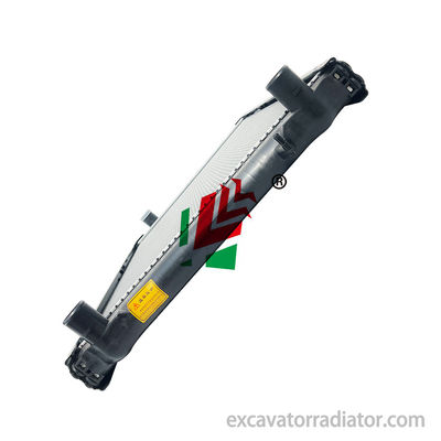 Quảng Châu ISUZU Mixer Truck Radiator Tank nước Bộ làm mát Hệ thống trộn và làm mát bê tông