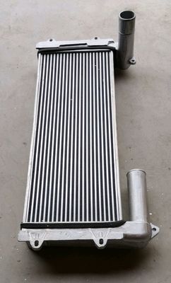 Lắp ráp máy xúc / xe tải Intercooler, tản nhiệt EC240B Intercooler
