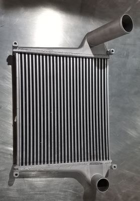 Bộ làm mát Hino ống dày cho bộ tản nhiệt AZ9525530003